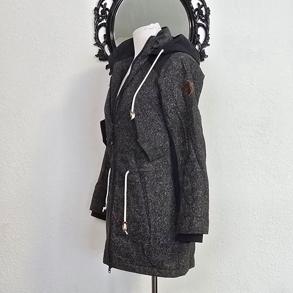 Burton Charcoal Jacket - Picture 2 of 10